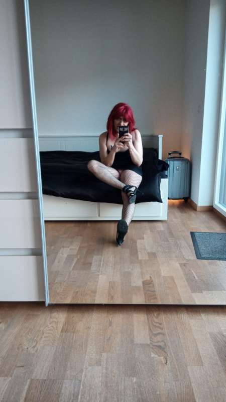 Julia TGirl prete pour abattage — photo 2