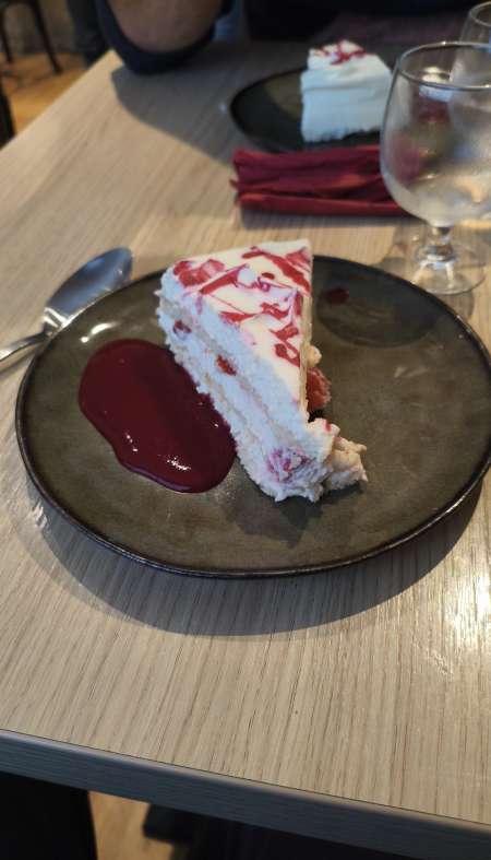 Je recherche une femme godeuse ou mature ou couple