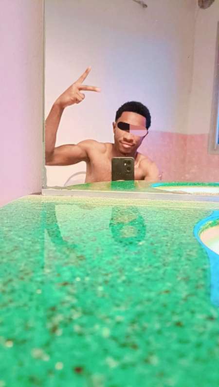 Votre escort boy préféré mes dames