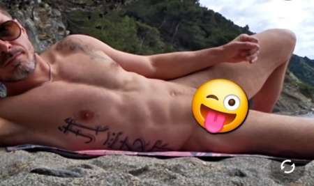 Viril, athlétique, dispo pour rencontres brûlantes — photo 3