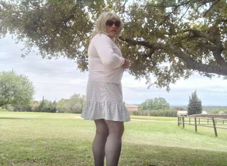 Sonia travestie Soumise — photo 7