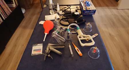 Visite médicale gynécologique réaliste humiliante — photo 2