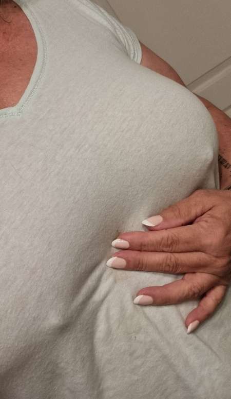 Femme non vénale pour mr âgé