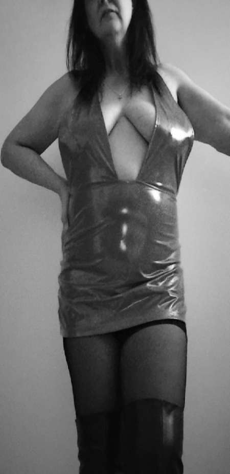 Maîtresse Sadia, Véritable Dominatrice — photo 3