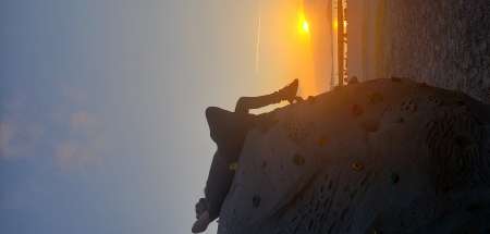 Jeune homme Bcbg offre Massage et cunni