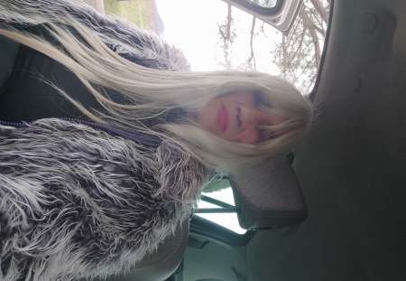 Travesti cherche MAC