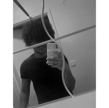 Homme disponible pour relation gratuite — photo 2