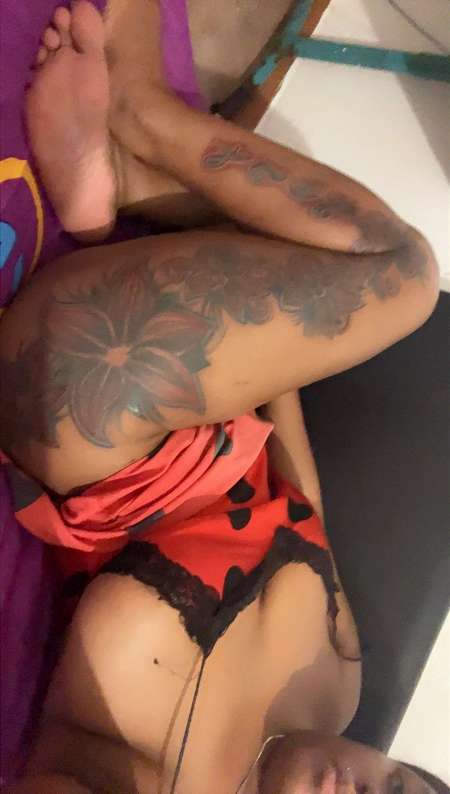 Latina karina discreta — photo 6