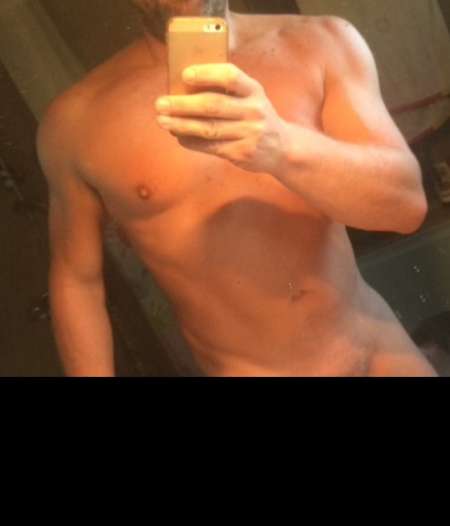 Homme 48 ans pour femme seule ou couple