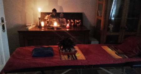 Massage gratuit à la plume, érotique ou complet