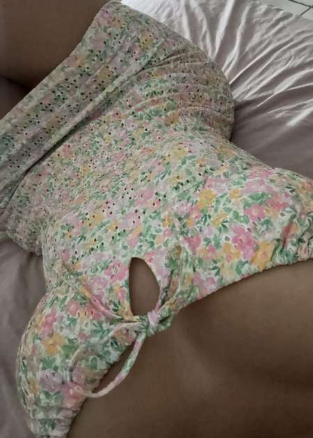 femme désireuse de réaliser vos fantasmes — photo 2