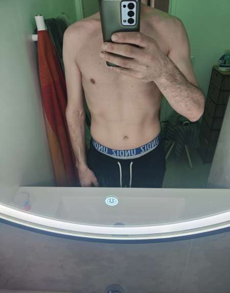 Cherche relation suivie avec femme simple