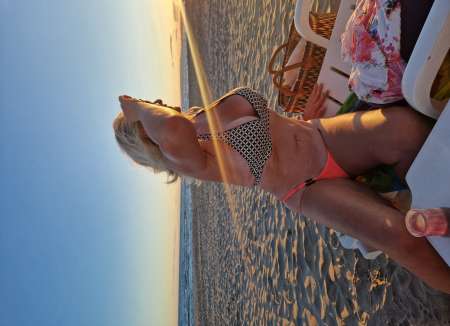 TOUT EN DOUCEUR et VOLUPTE AMANDINE MATURE — photo 3
