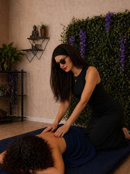 MASSAGES CALIFORNIEN SUÉDOIS ET TANTRIQUE — photo 2
