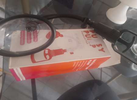 Pompe à chatte pour avoir une grosse chatte