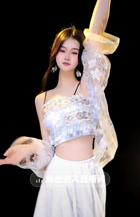 une femme asiatique sexy — photo 2