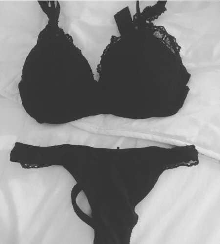 Vente de sous-vêtements portés à votre convenance