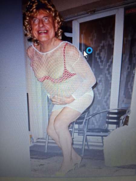 gina travesti aimant etre accompagnee — photo 4