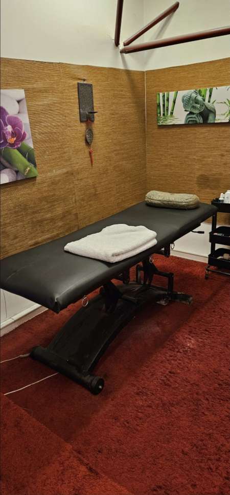 MASSAGE TANTRIQUE ET CÂLINOTHÉRAPIE — photo 4