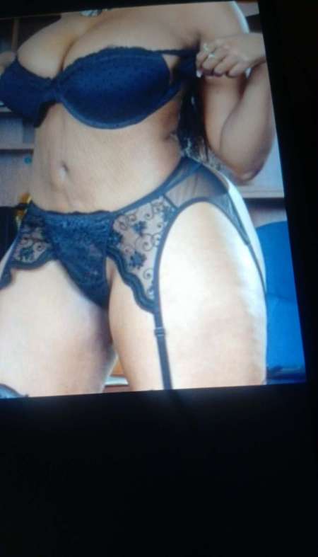Belle femme métisse very hot!