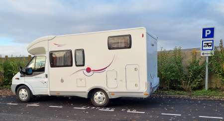 Recherche une femme sympa