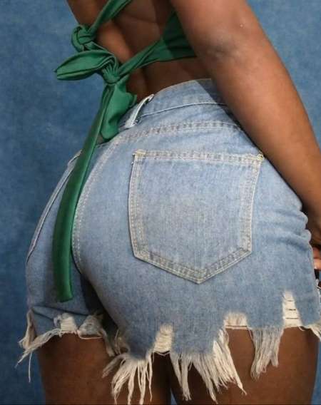 Travestie la possession