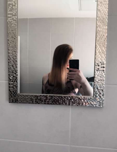 Jeune femme trans veux s'amuser — photo 2