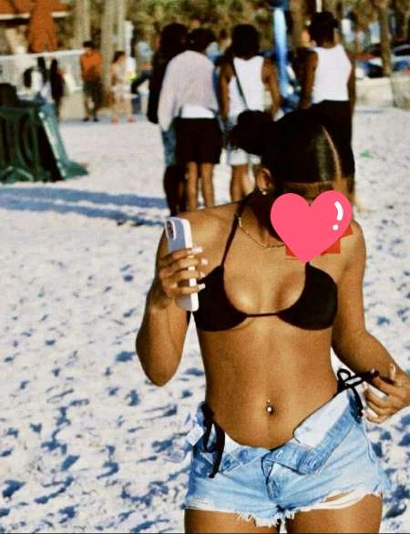 Larissa disponible pour vous accueillir — photo 3