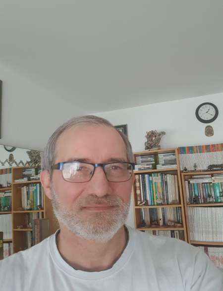 Pr JF,F meme paumée,vierge,en galere,sans papiers