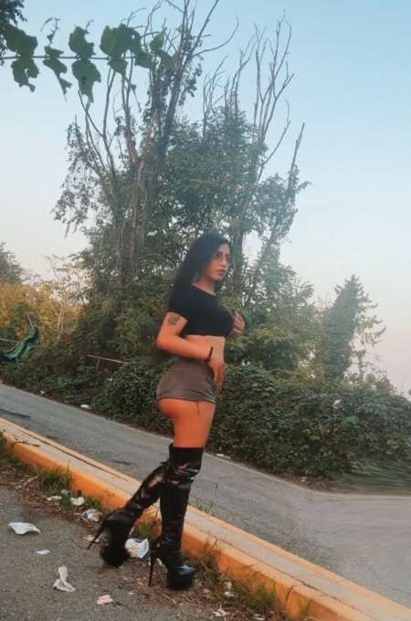 kelly femme sexy et charmante — photo 7