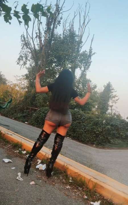 kelly femme sexy et charmante — photo 9