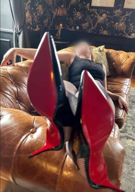 Daddy très            pour femme voulant être