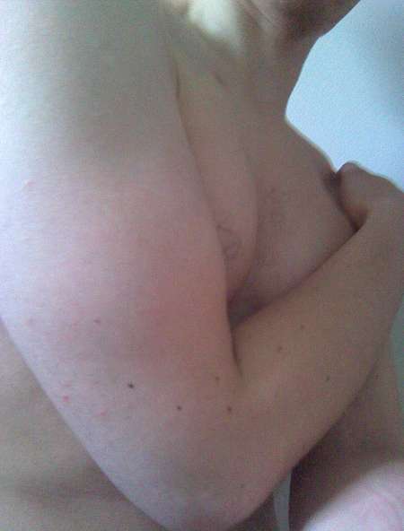 Lécheur soyumis blanc pr femme black ou asiatique