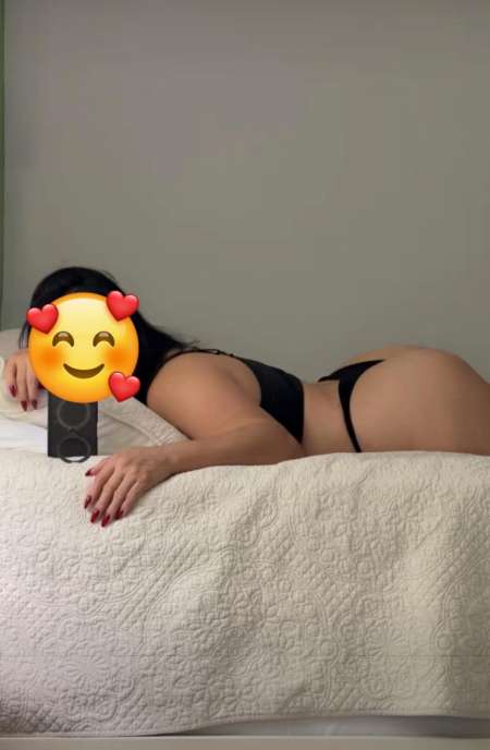 Jolie nana super en forme expert en sodomie dispo