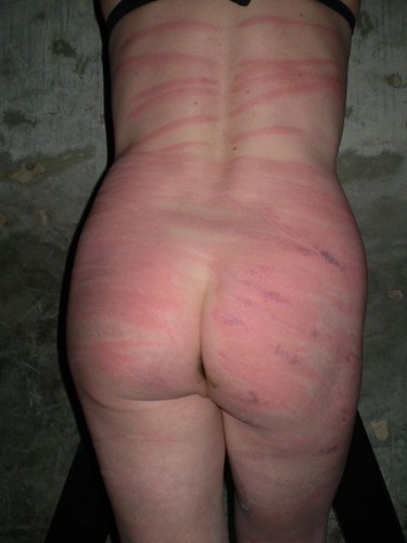 H.55 a rech femme(s) qui fantasment sur le fouet — photo 2